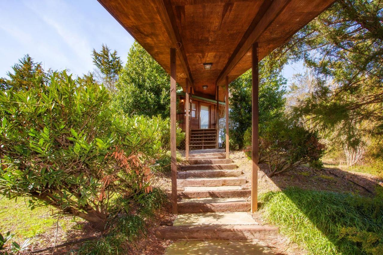 Smoky Bear Lodge With Guest House, Hot Tub, 1089 Free Tickets Each Paid Day, Dollywood And More Sevierville Exterior foto